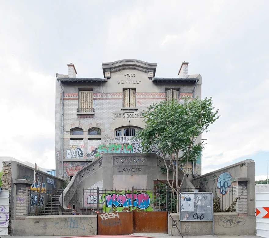 L'ancien bains-douches lavoir de Gentilly à l'abandon avant réhabilitation