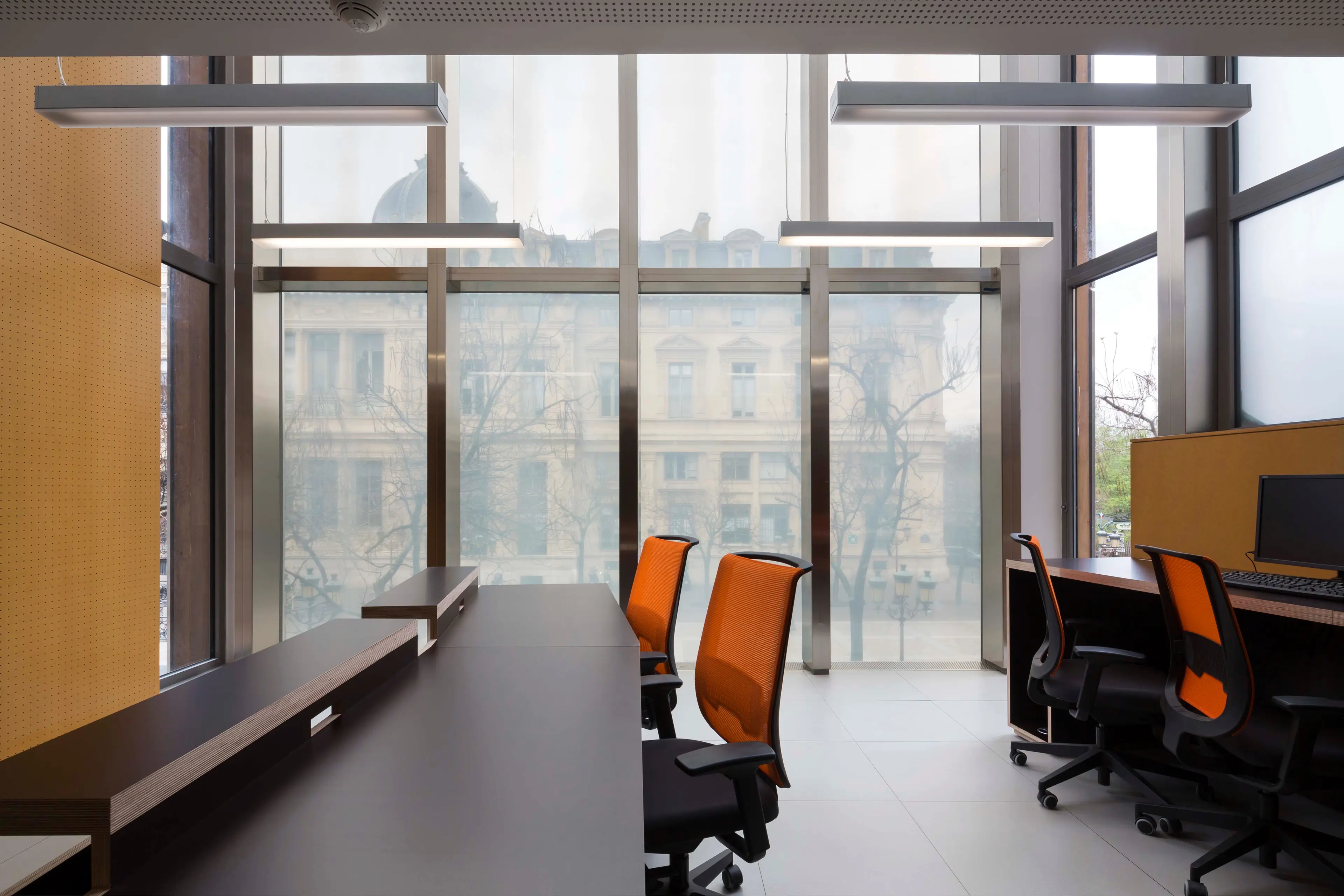 Vue façade vitrée — Préfecture de Police de Paris
